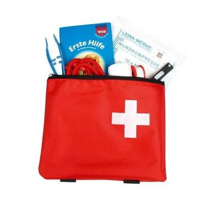 La trousse contient les éléments de premier secours